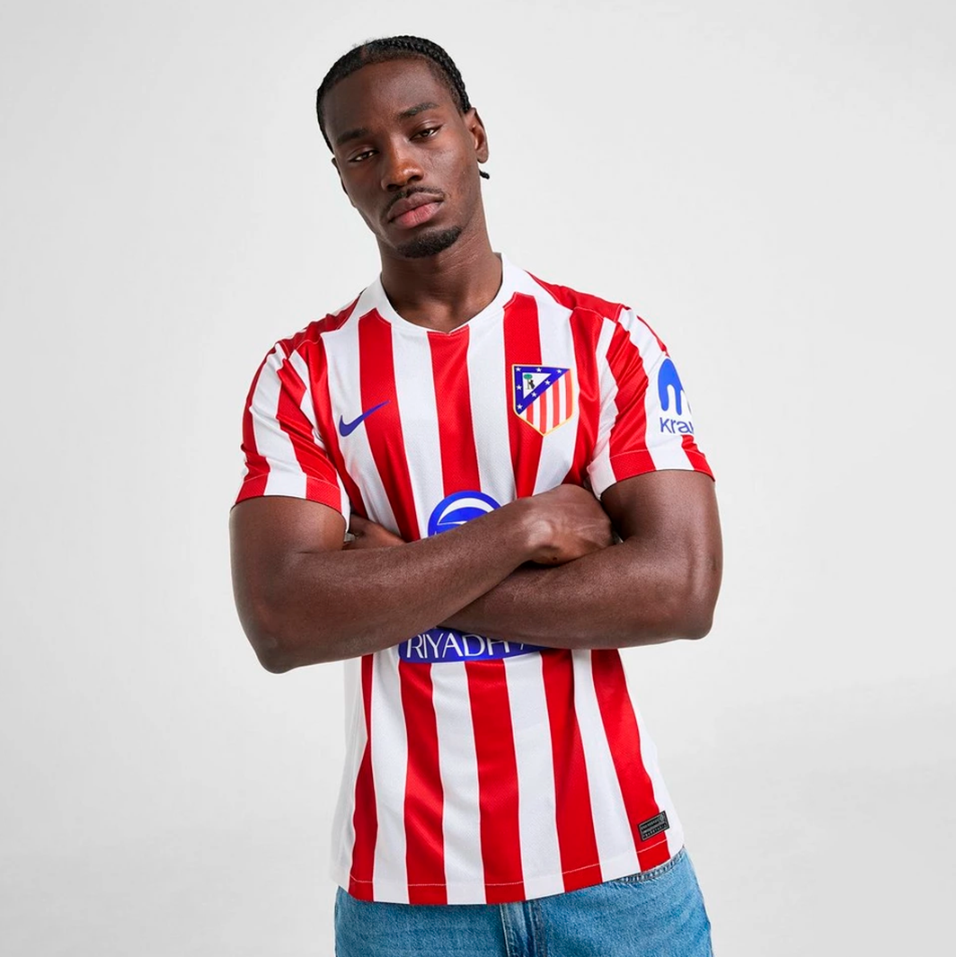 1-10_67429374-e966-4c3c-bccd-3254f1368fd7 Atletico Madrid 2025/26 Home Jersey Fan Version - Image 1