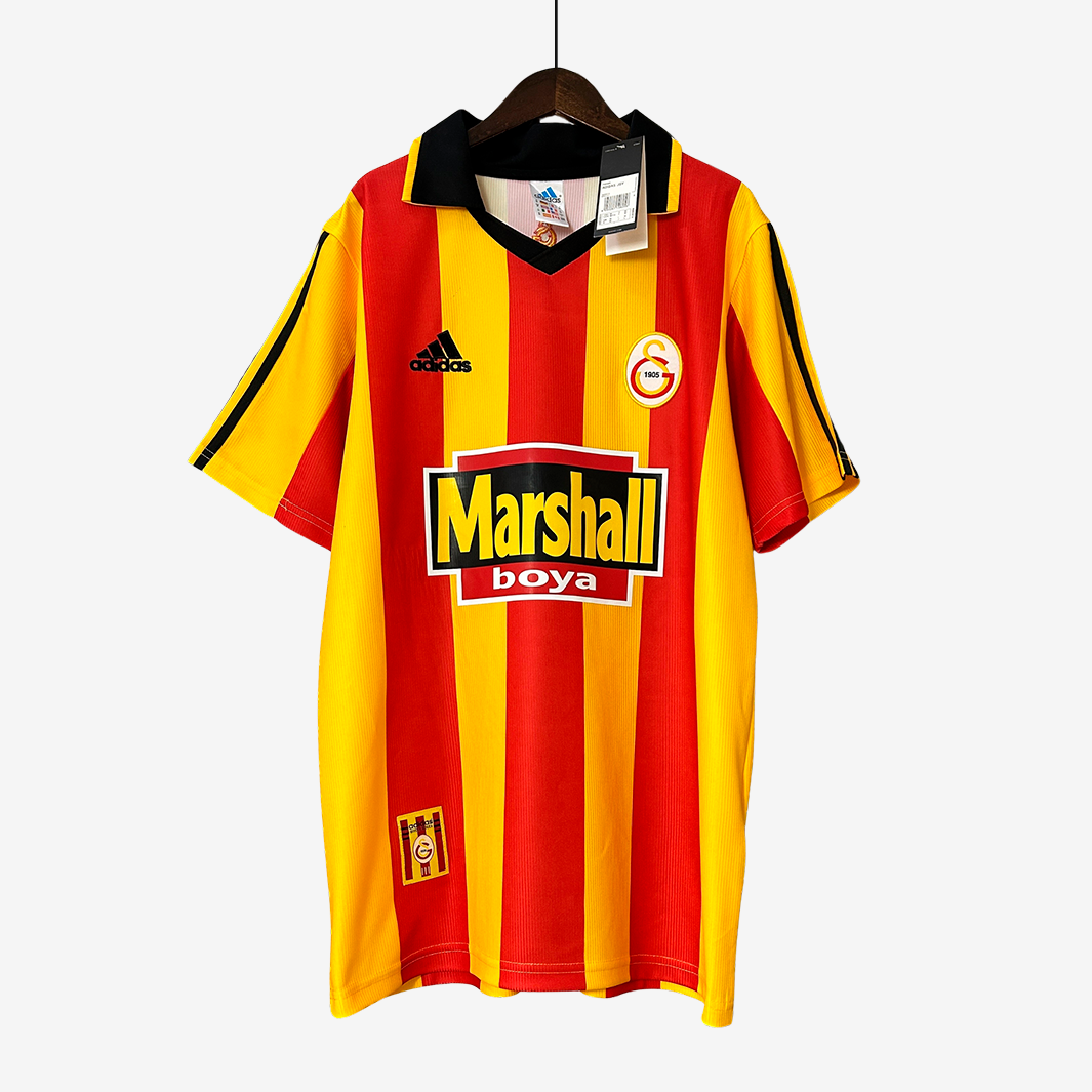 4-843 Galatasaray 1999/00 Home Jersey Retro Version - Image 1
