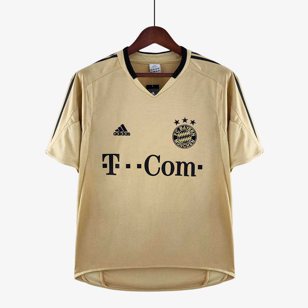 8-53 Bayern Munich 2004/05 Away Jersey – Retro Version - Image 1
