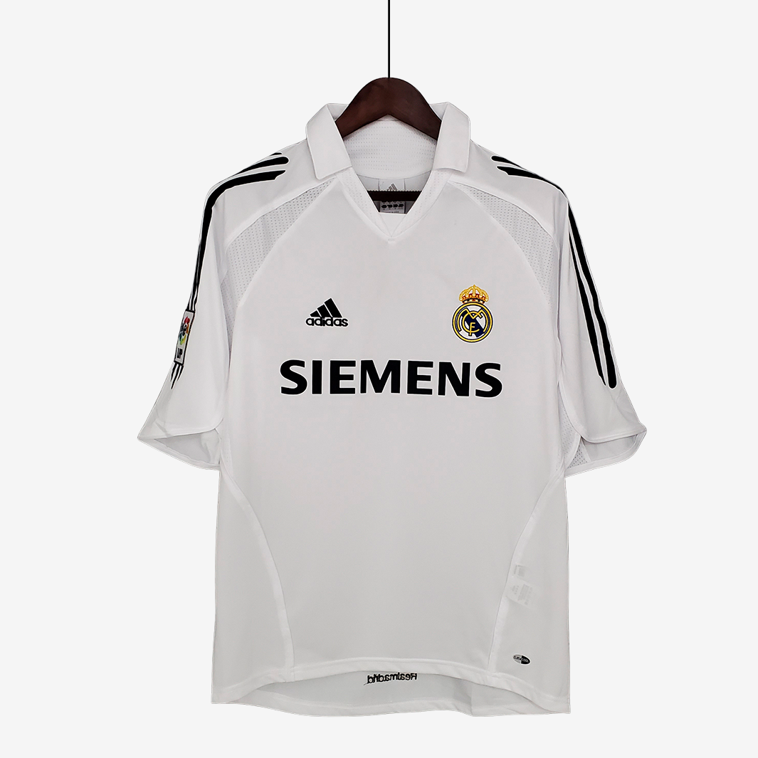 9-53 Real Madrid 2005/06 Home Jersey – Retro Version - Image 1