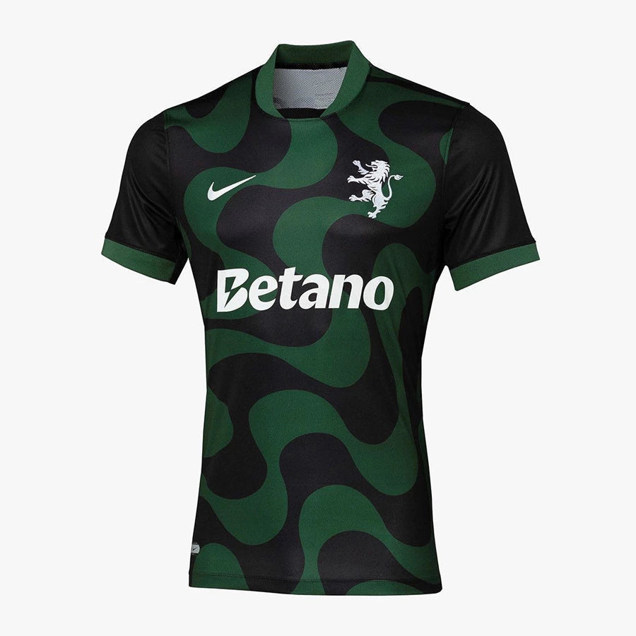 sem-titulo-11-c949a8c00a344f36b317525283653561-1024-1024 Sporting 2025/26 Third Jersey Fan Version - Image 1