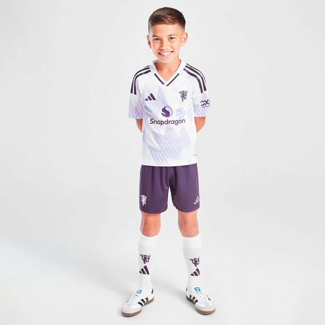 1-242 Manchester United 2025/26 Away – Kit Kids - Image 1