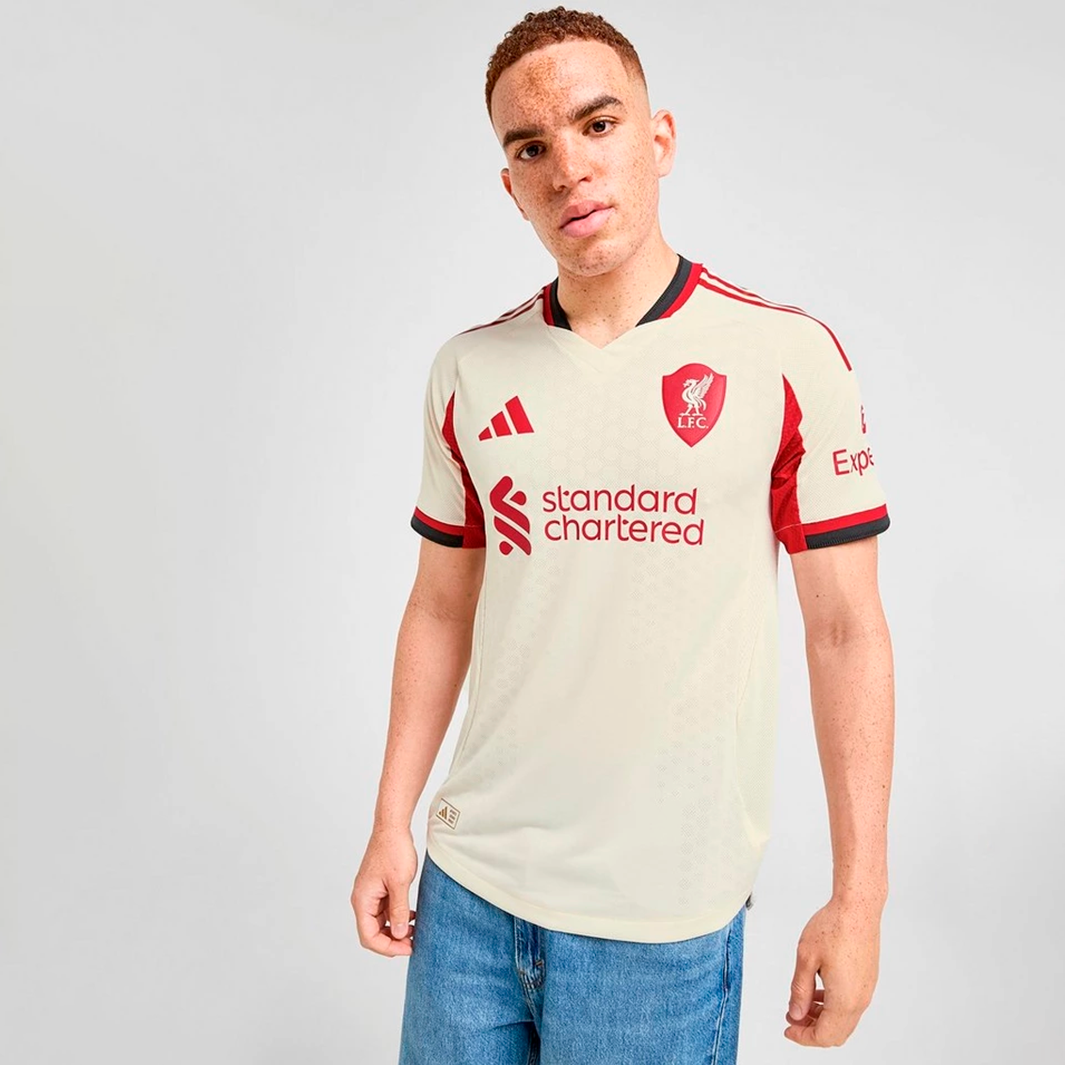 1-333_7ca7c237-d06e-4f63-ae15-021de0f1c787 Liverpool 2025/26 Away Jersey – Player Version - Image 1