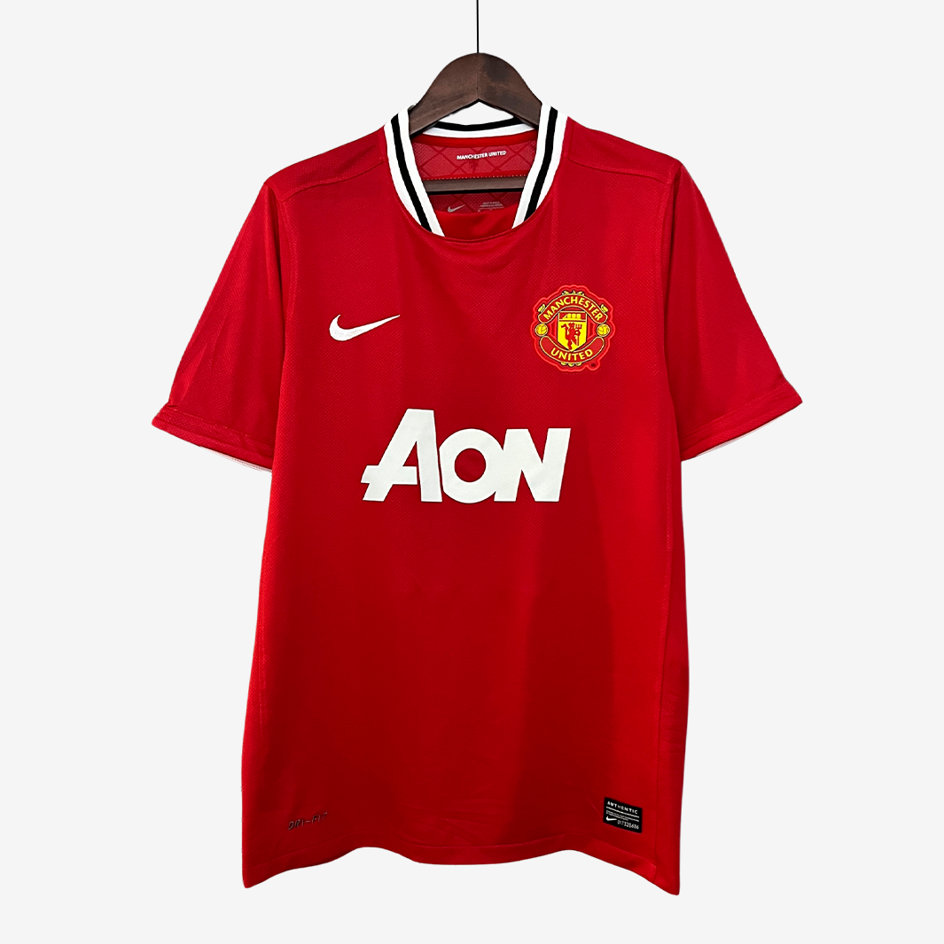 9-18_3d70290c-5092-4218-8a08-9c88b3c89b23 Manchester United 2011/12 Home Jersey – Retro Version - Image 1