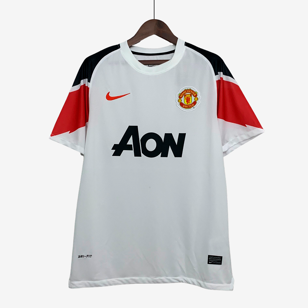9-8_8fcf8b9b-5d45-4c35-b53c-6d47920b3673 Manchester United 2010/11 Away Jersey – Retro Version - Image 1