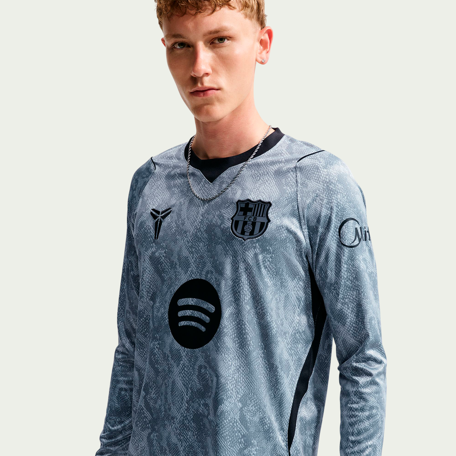 long2 FC Barcelona 2026/27 Away Goalkeeper [Long Sleeve Fan Version Jersey - Image 1